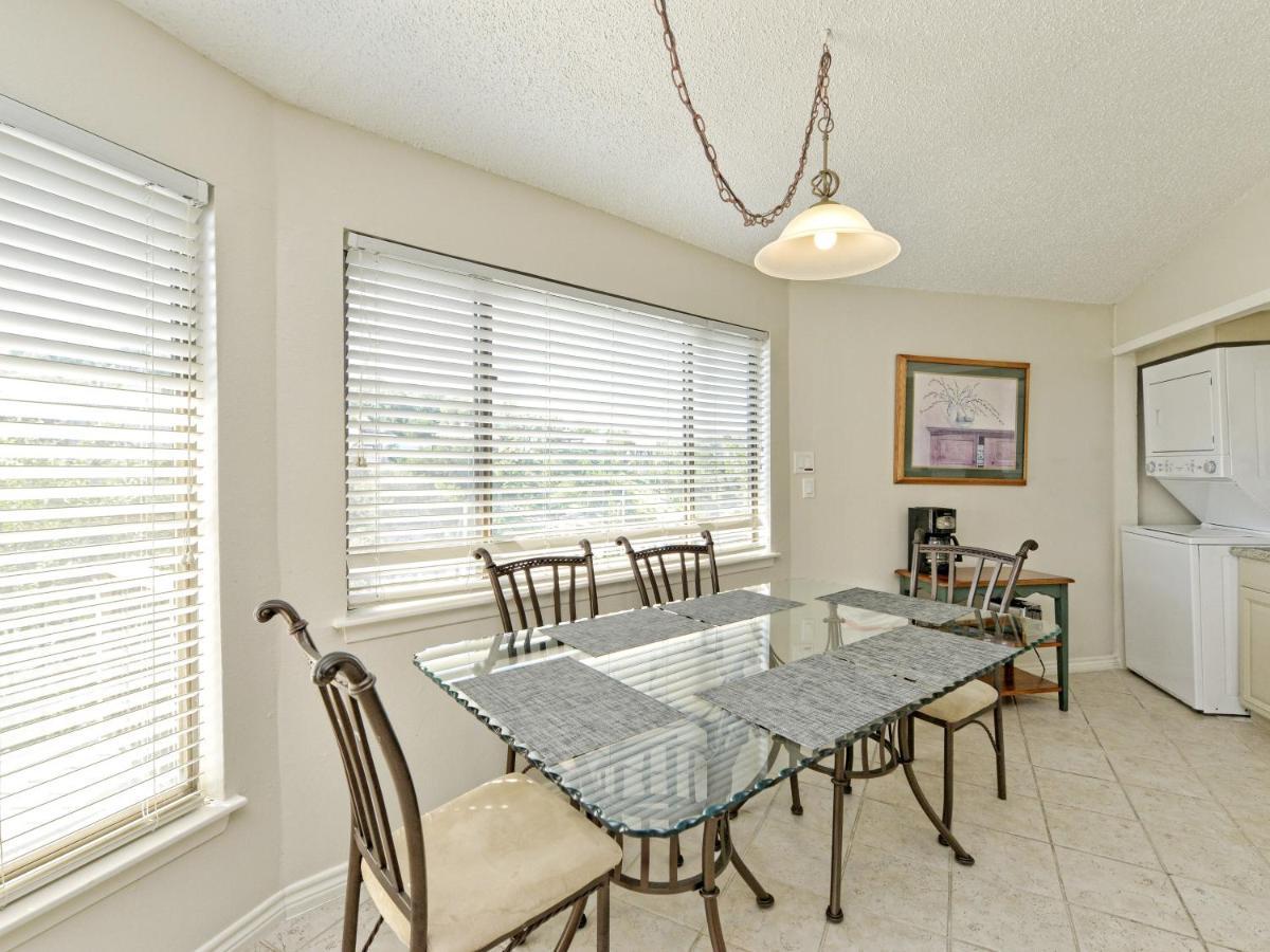 Lake Travis Bungalow Casita Golden Rod #2 Лейкуэй Экстерьер фото